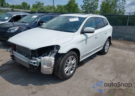 2016 Volvo Xc60 T5 Premier from USA, damaged, VIN YV4612RK7G2808526